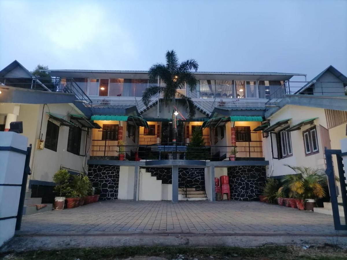 Auberge de jeunesse Vagamon Lake Palace Extérieur photo