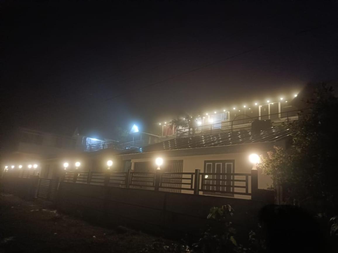 Auberge de jeunesse Vagamon Lake Palace Extérieur photo