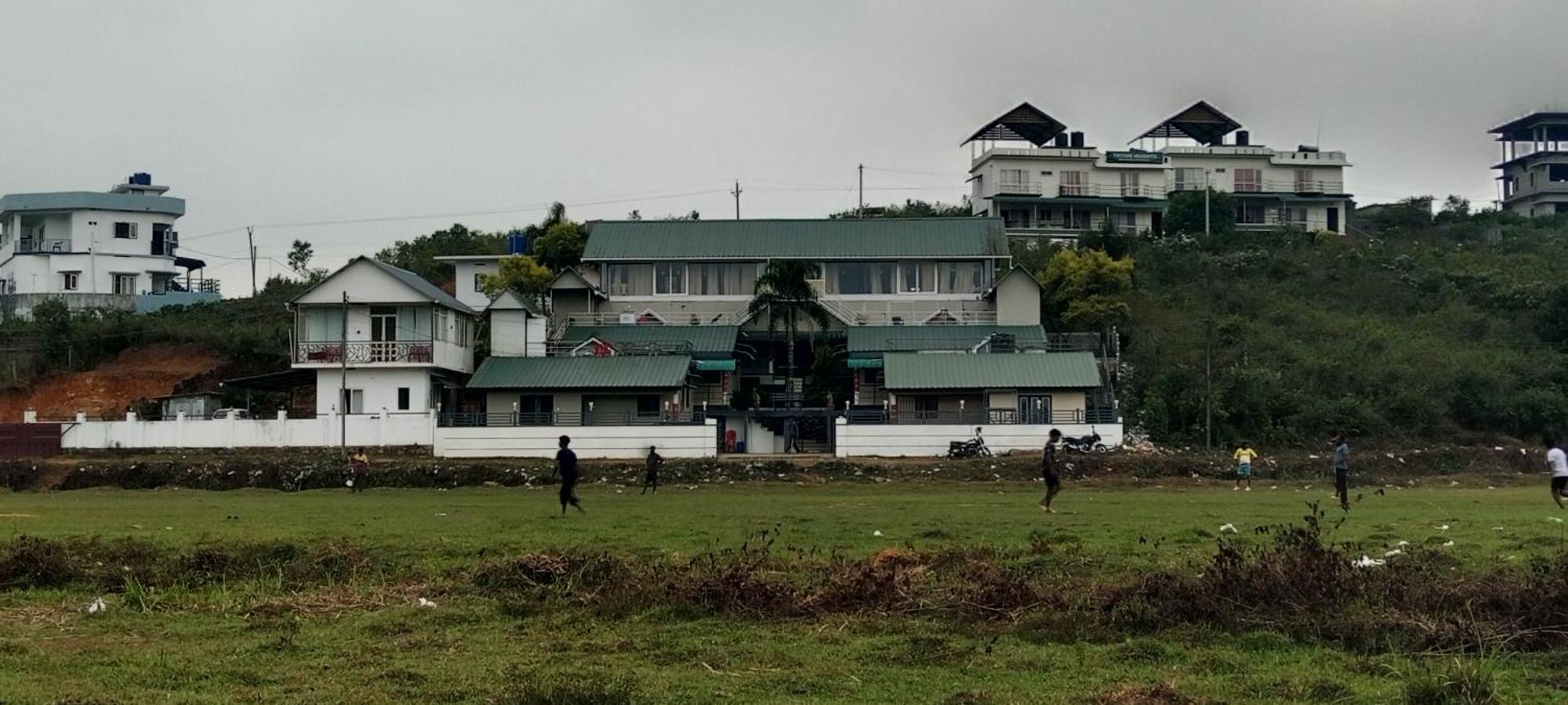 Auberge de jeunesse Vagamon Lake Palace Extérieur photo